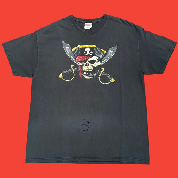 Pirate Skulls & Swords T-Shirt XL